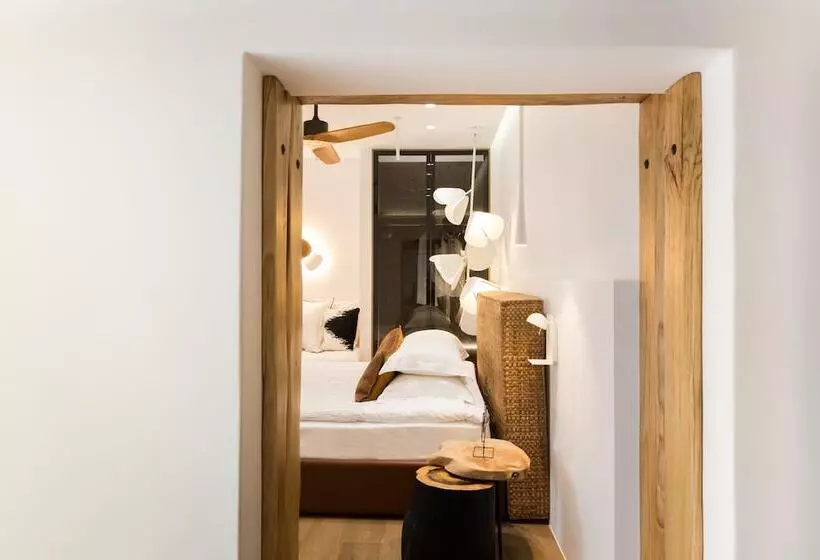 Hotelli Kallos Villas & Suites