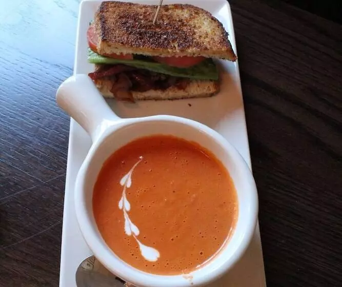 Hotelli Powerhouse On Broadway