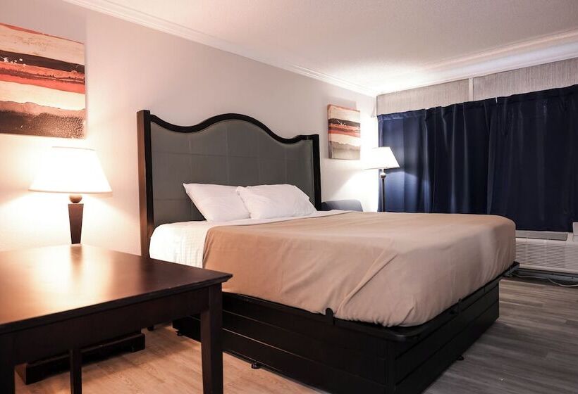 ホテル Riverside Inn And Suites