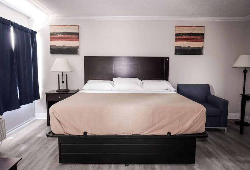 ホテル Riverside Inn And Suites