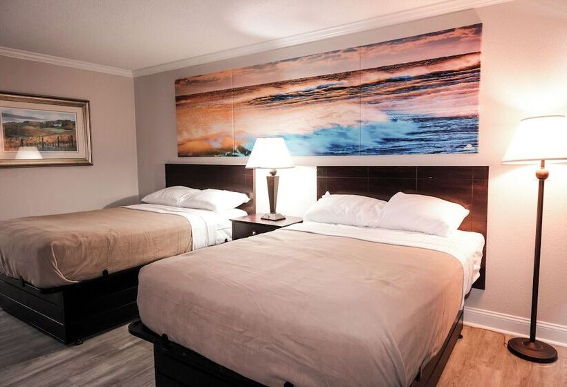 ホテル Riverside Inn And Suites