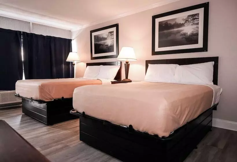 ホテル Riverside Inn And Suites