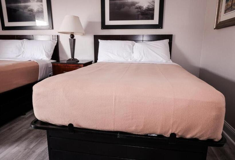 ホテル Riverside Inn And Suites