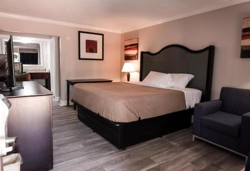 ホテル Riverside Inn And Suites