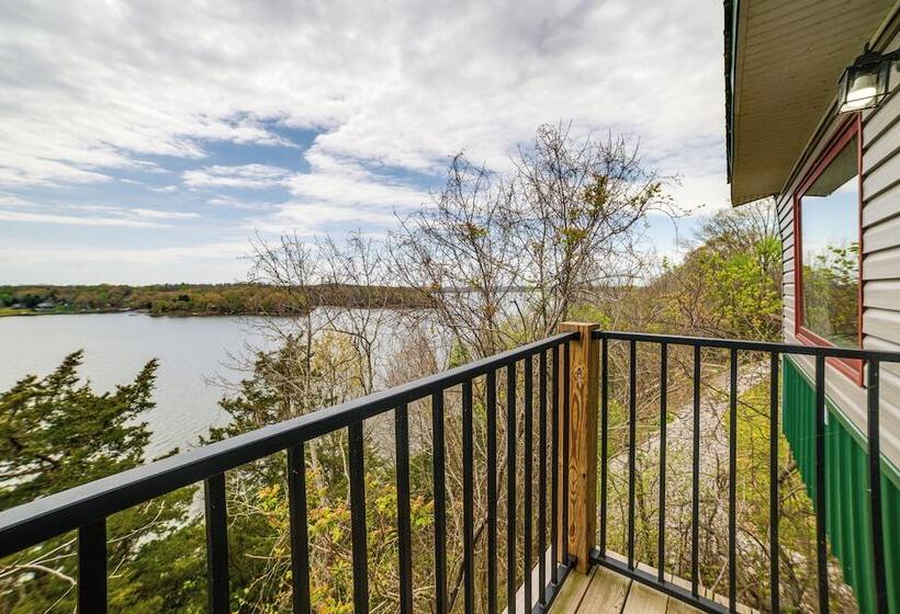 Deck W/ Lake Barkley Views: Spacious Family Home!