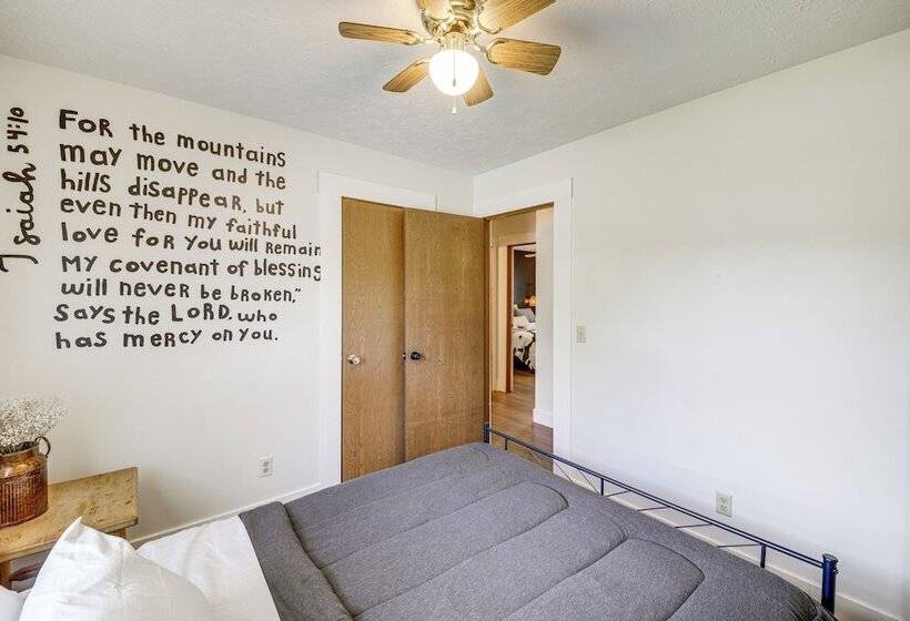 Lovely Terre Haute Home W/ Private Yard & Hot Tub!