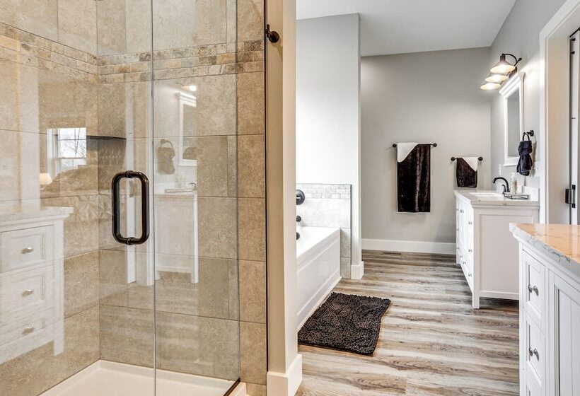 Modern Sadieville Home W/ Yard & Gas Grill!