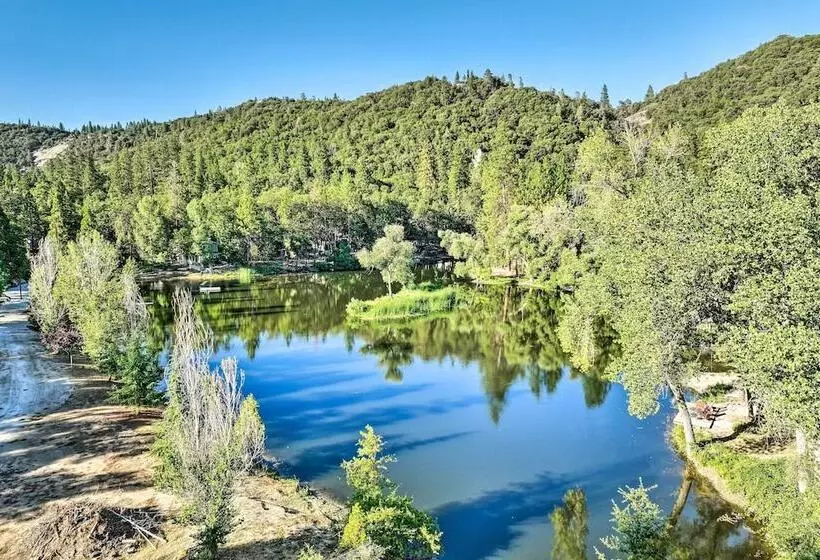 Game Room & Patio: Picturesque Home In Sonora