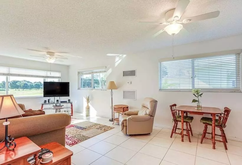 Sunny Port St Lucie Home: Lanai & Golf Course View