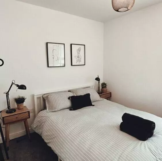 Residenssi Captivating 2 Bed Cottage In Symonds Yat