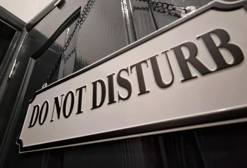 Residenssi Charming 4 Bed House In Wednesbury