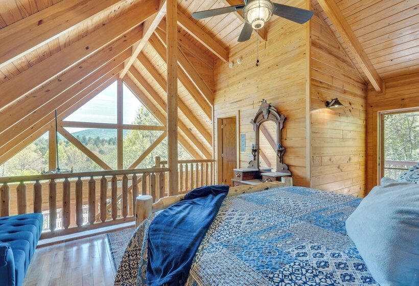 Wanderlust Cabin  W/ Deck & Lovely Mountain Views