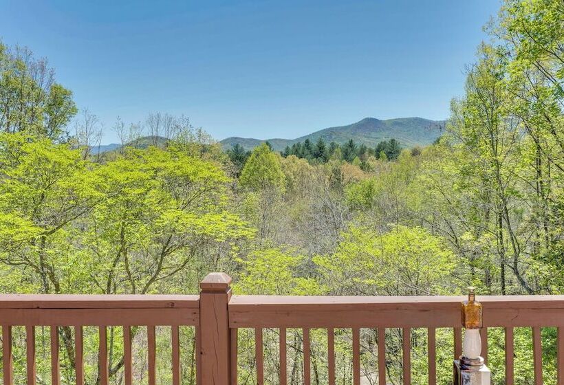 Wanderlust Cabin  W/ Deck & Lovely Mountain Views