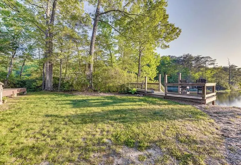 Waterfront Lancaster Cabin ~ 10 Mi To Kilmarnock!