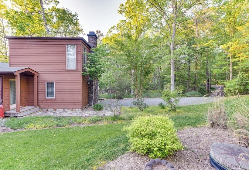 Waterfront Lancaster Cabin ~ 10 Mi To Kilmarnock!