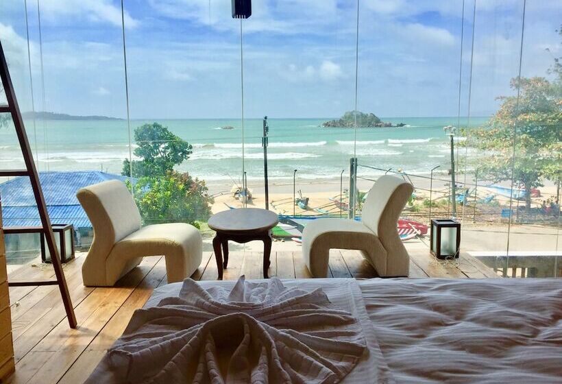 Arrowana 888 Weligama   Hostel