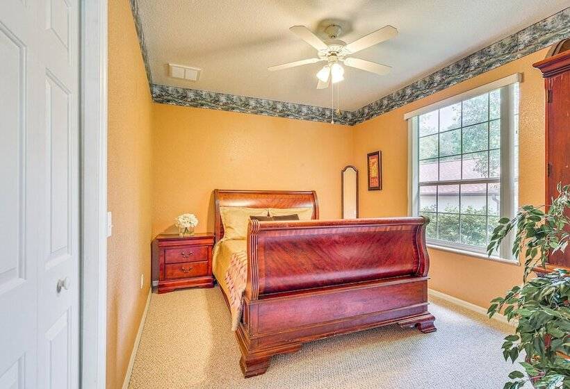 1 Mi To Rainbow Springs State Park: Home W/ Lanai!