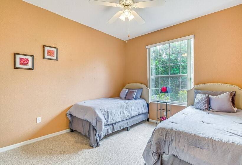 1 Mi To Rainbow Springs State Park: Home W/ Lanai!