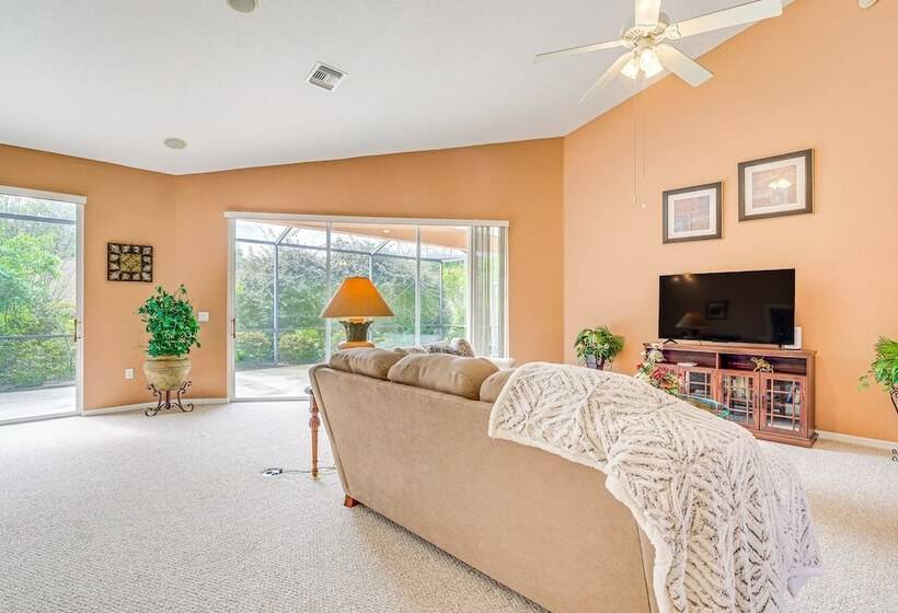 1 Mi To Rainbow Springs State Park: Home W/ Lanai!