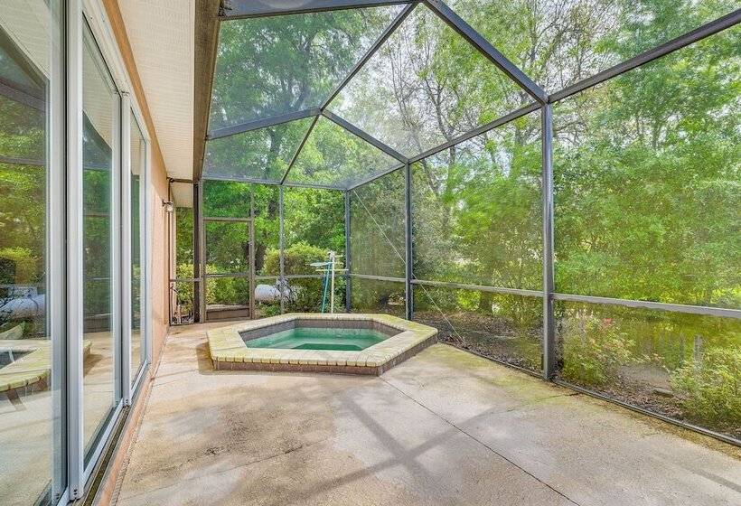 1 Mi To Rainbow Springs State Park: Home W/ Lanai!