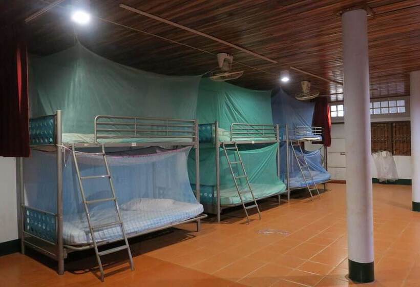 Cedarberg House Three Pagoda Pass   Hostel