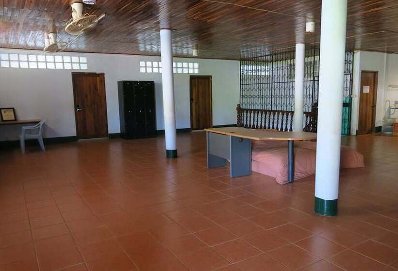 Cedarberg House Three Pagoda Pass   Hostel