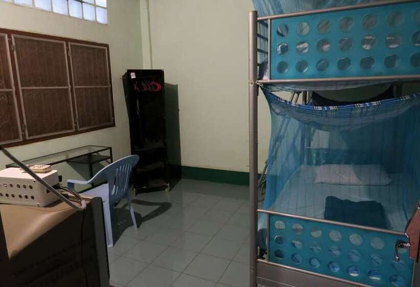 Cedarberg House Three Pagoda Pass   Hostel