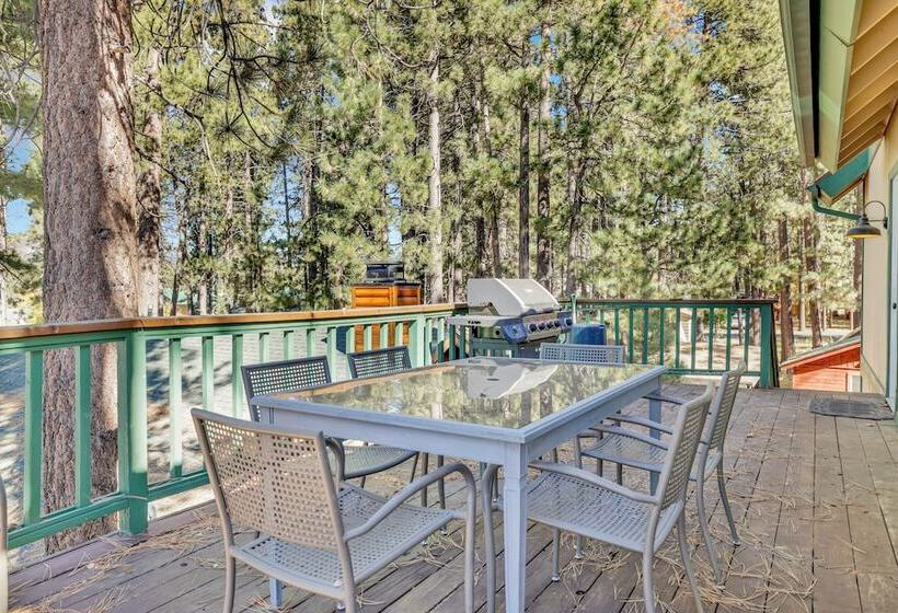 Georgia Street Retreat #2344