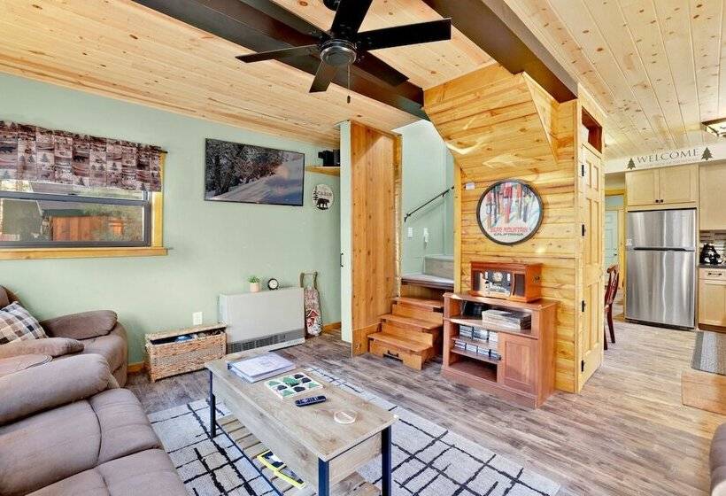 Hidden Loft Chalet #2387