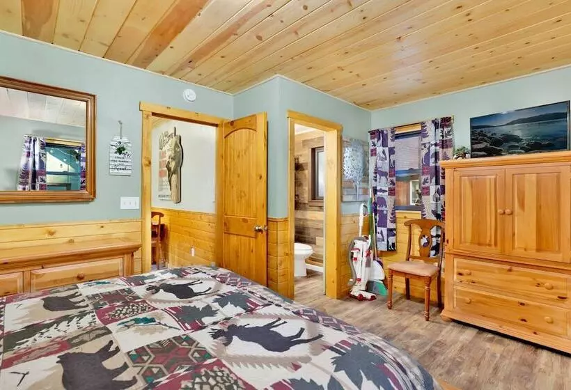 Hidden Loft Chalet #2387