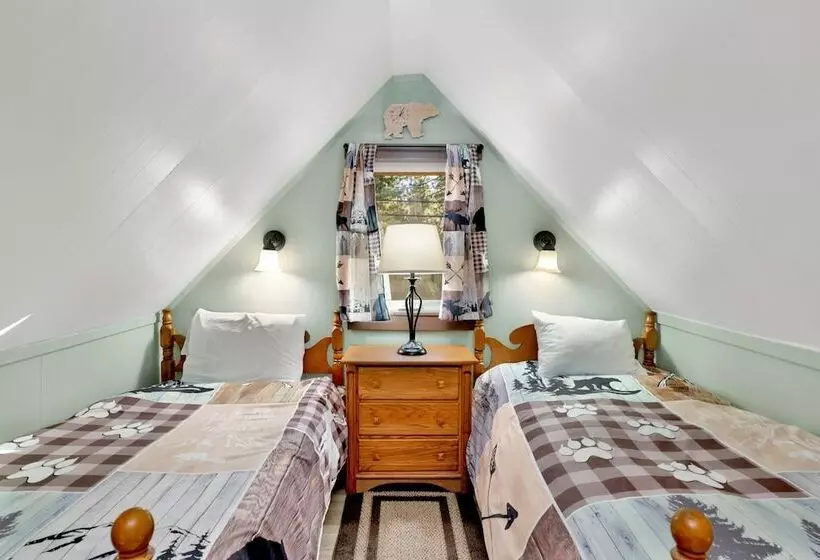 Hidden Loft Chalet #2387