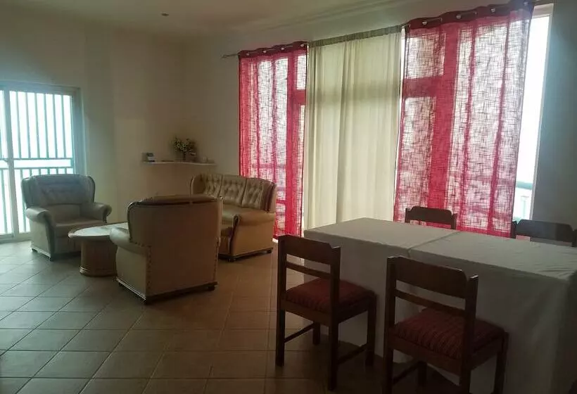 Hostel Maresia
