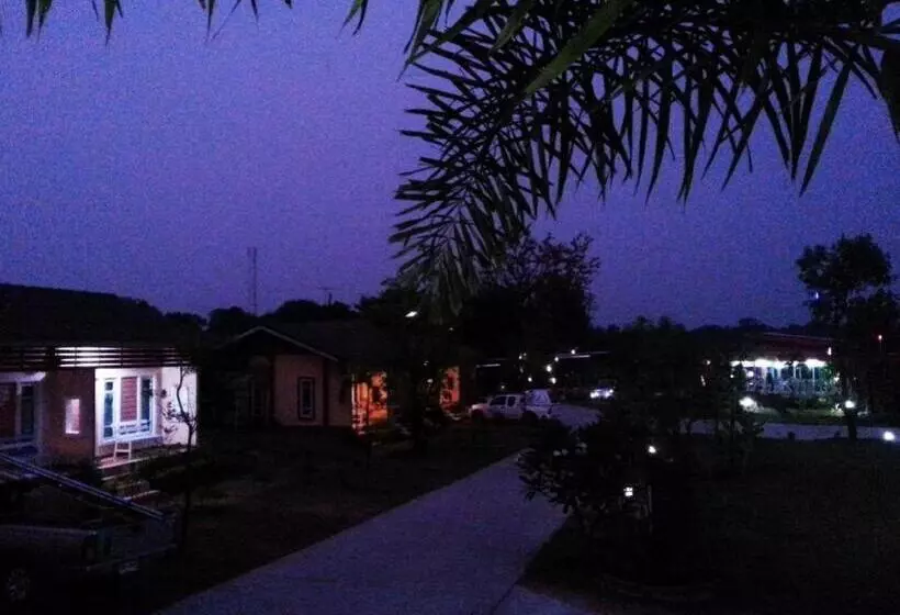 هتل Banrai Chernma Resort