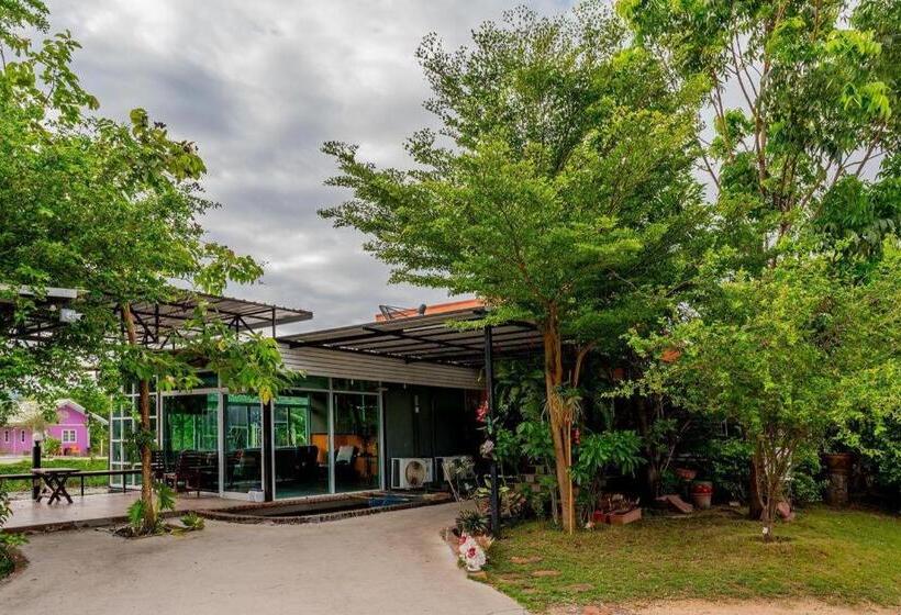 酒店 Banrai Chernma Resort