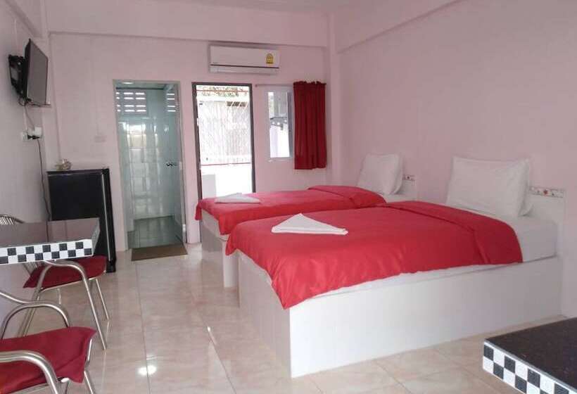 בית מלון כפרי Lopburitown