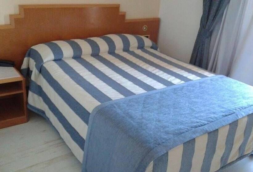 Отель Miceneo Palace