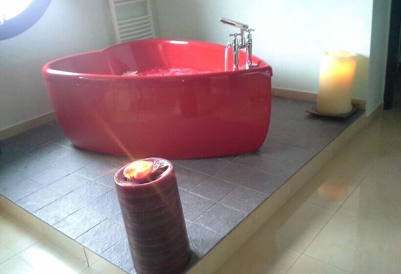 Отель Miceneo Palace