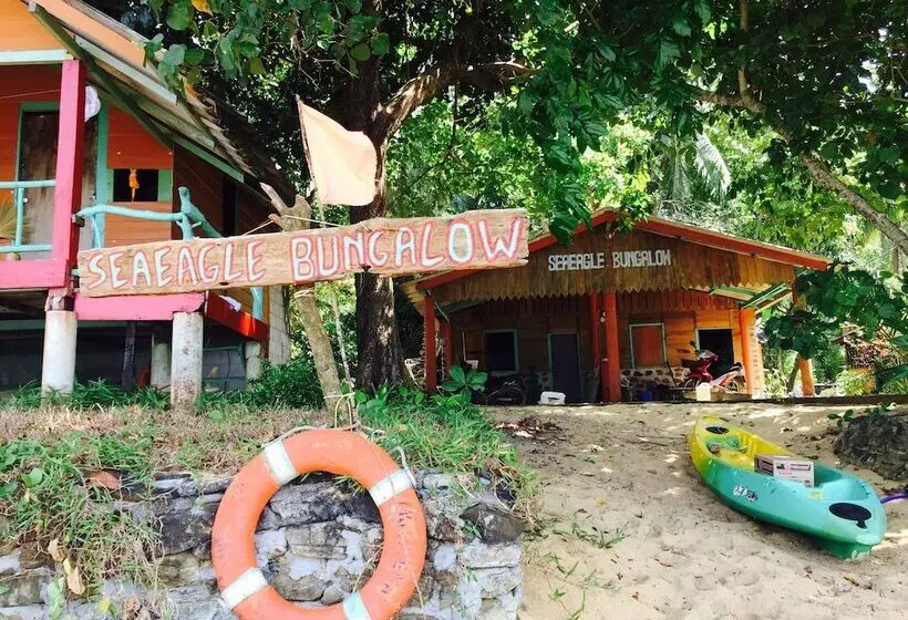 ホテル Sea Eagle Bungalow