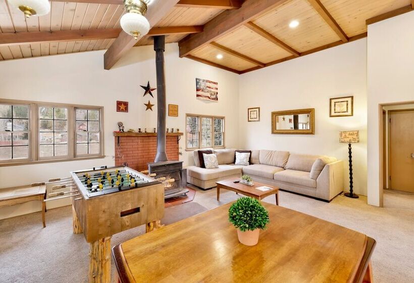 호텔 The Bell Tower #1996