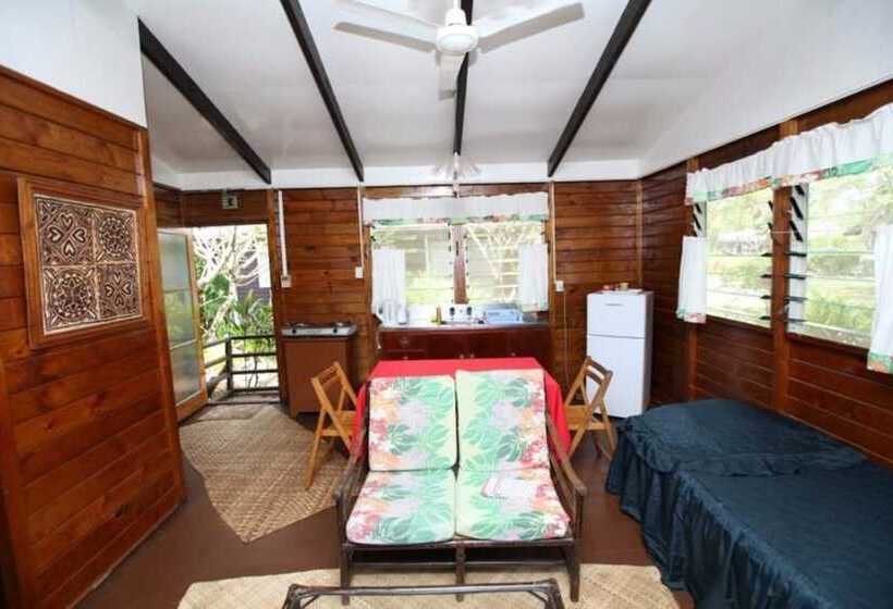 هتل Vaiala Beach Cottages