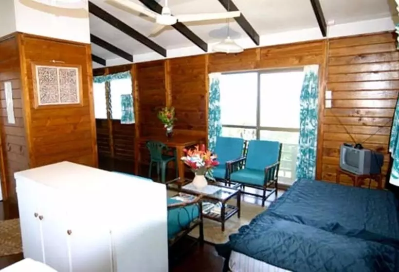 هتل Vaiala Beach Cottages