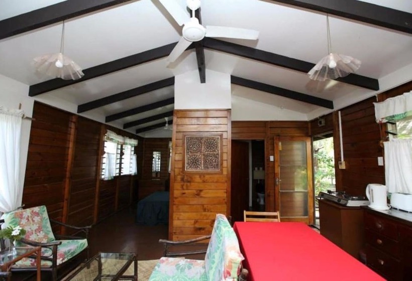 هتل Vaiala Beach Cottages