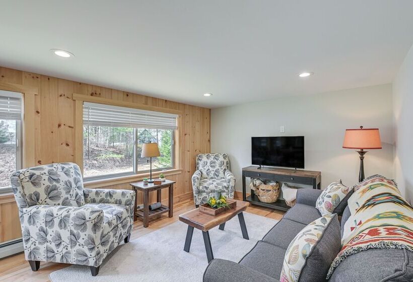 Idyllic Eastbrook Cabin: Lake Access, Near Acadia!