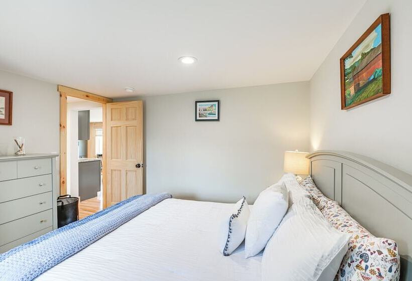 Idyllic Eastbrook Cabin: Lake Access, Near Acadia!