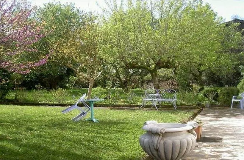 ペンション Gîte Domaine Les Massiots