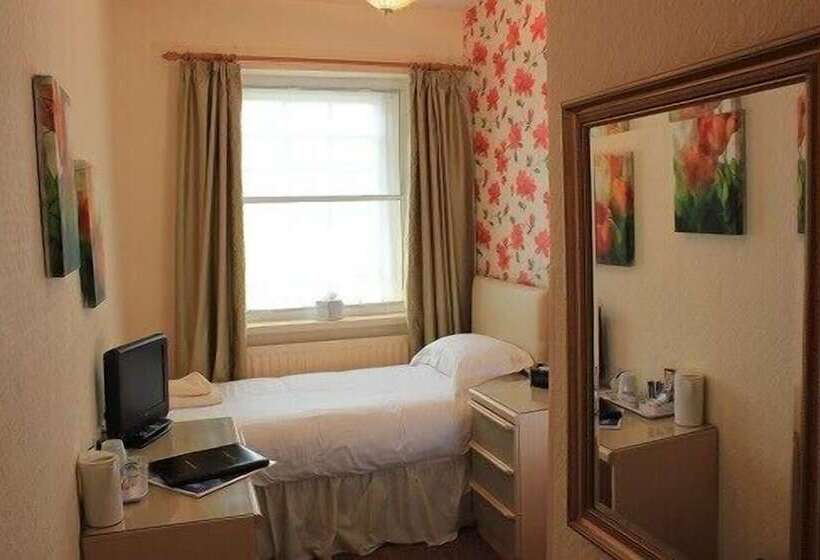 פנסיון Virginia House