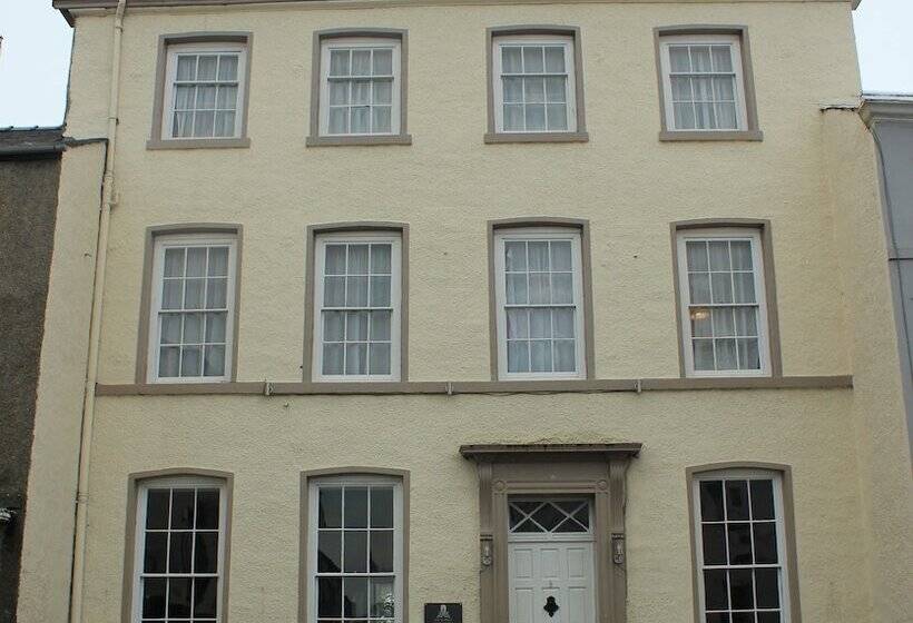 פנסיון Virginia House