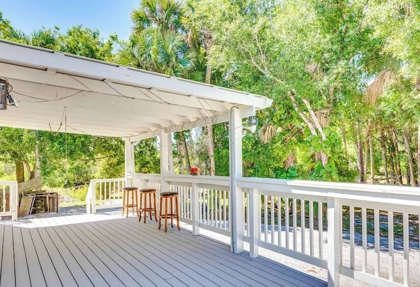 Pet Friendly Palm City Home: 14 Mi To Beach!