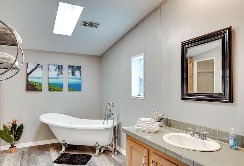 Pet Friendly Palm City Home: 14 Mi To Beach!