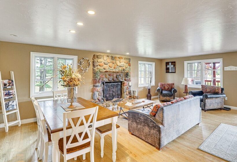 Secluded Bigfork Cabin W/ Yard & Fire Pit!